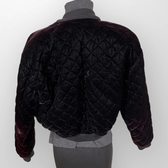 Small Vintage Velvet Bomber Crop DiamondQuilted Pockets Satin Fuchsia Lining - Picture 4 of 9